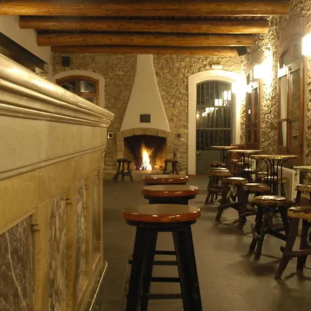 Отель Restaurante Port D'ager